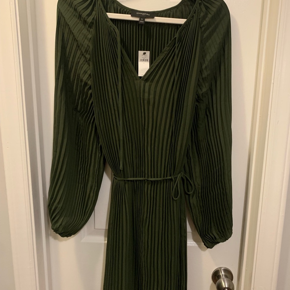 Banana Republic Forest Green Long Sleeve Dress
